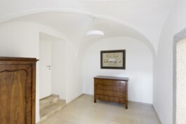 Innenraum im Pfarrhof in Ottensheim in Oberösterreich renoviert von Architekt Stummer 