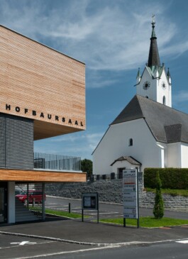 Gemeinde und Pfarrzentrum in Meggenhofen in Oberösterreich geplant von Architekt Stummer 