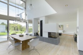 Innenraum einer Villa geplant von Architekt Stummer 