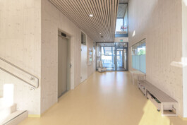 Gangbereich und Erschließung von einem Kindergarten 